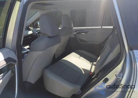 2019 Toyota Rav4 Xle Premium from USA, damaged, VIN 2T3C1RFV1KC001529